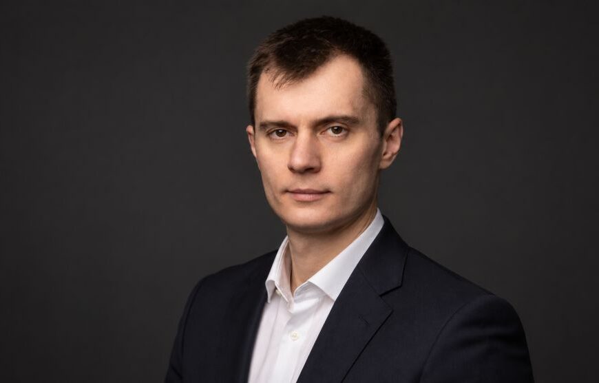 Белорус Денис Ярац, сооснователь ИИ-единорога Perplexity, выступил перед стартаперами в Минске
